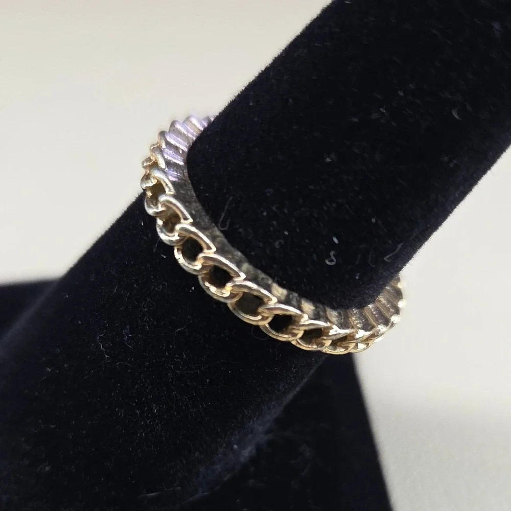 Gold Tone Curb Chain Link Band Ring Size 8 Minimalist Stacking‎ Jewelry